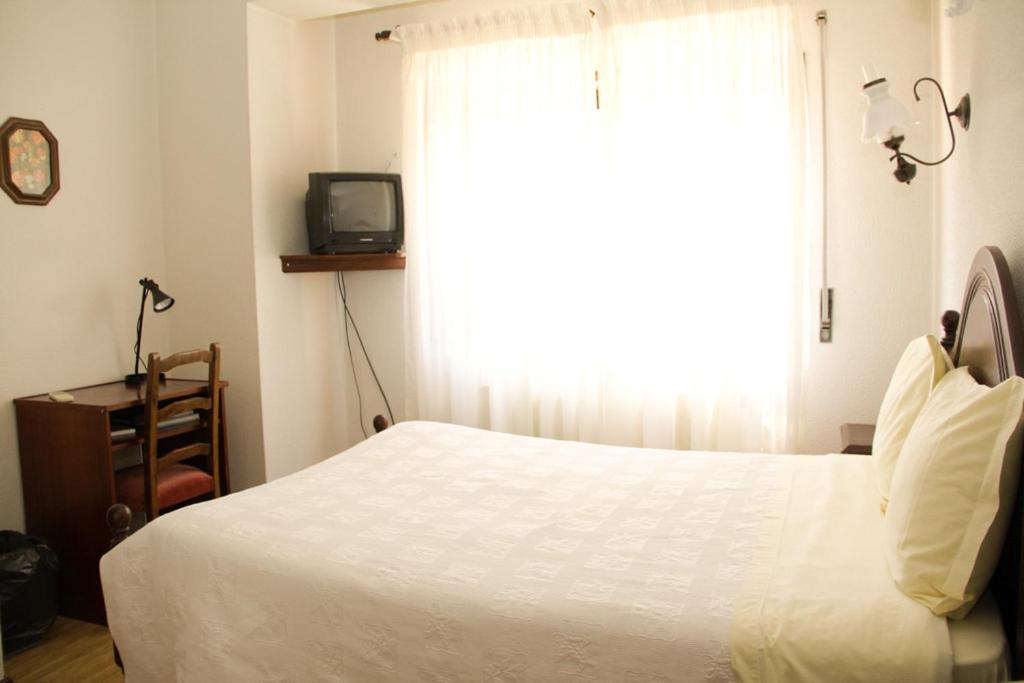 Sao Neutel Otel Chaves Oda fotoğraf