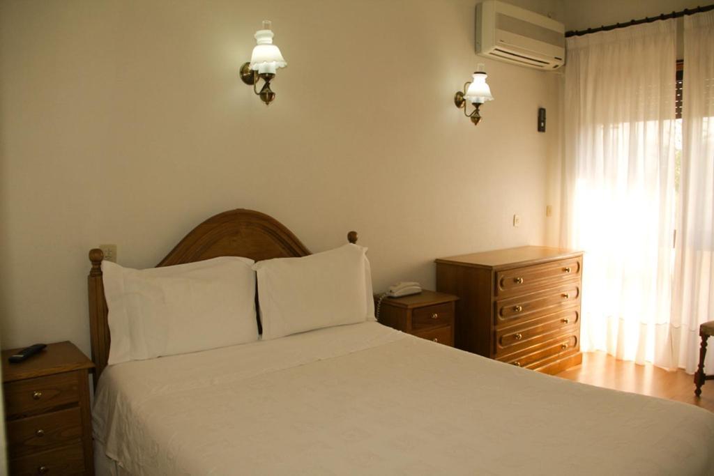 Sao Neutel Otel Chaves Oda fotoğraf