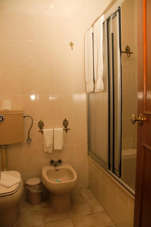 Sao Neutel Otel Chaves Oda fotoğraf